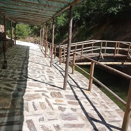 לינה וארוחת בוקר La Maison Du Bonheur Celavisa