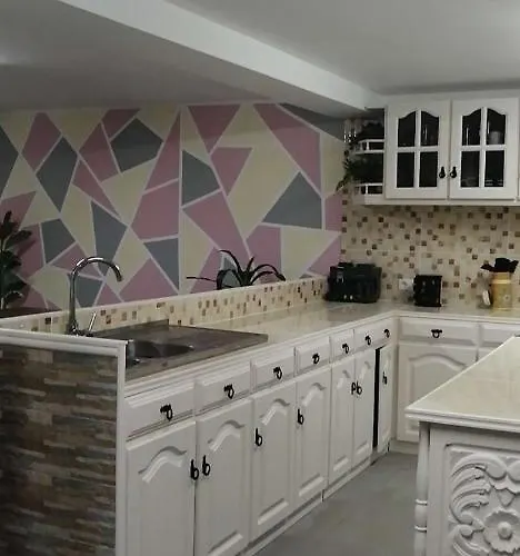 Oda ve Kahvaltı La Maison Du Bonheur 4*